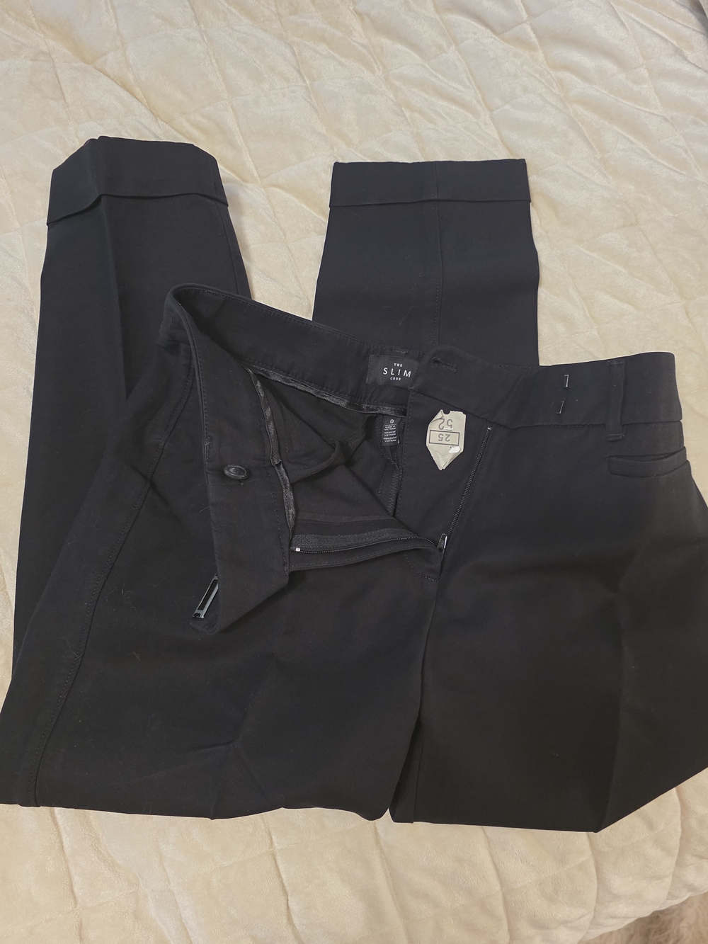 White House Black Market Women's Black Slim Cropped Pants